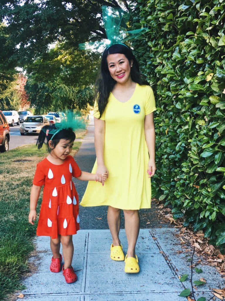 DIY Mommy & Me Strawberry and Banana Costume