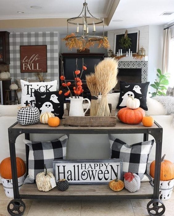 Halloween decor ideas for the wholefamily