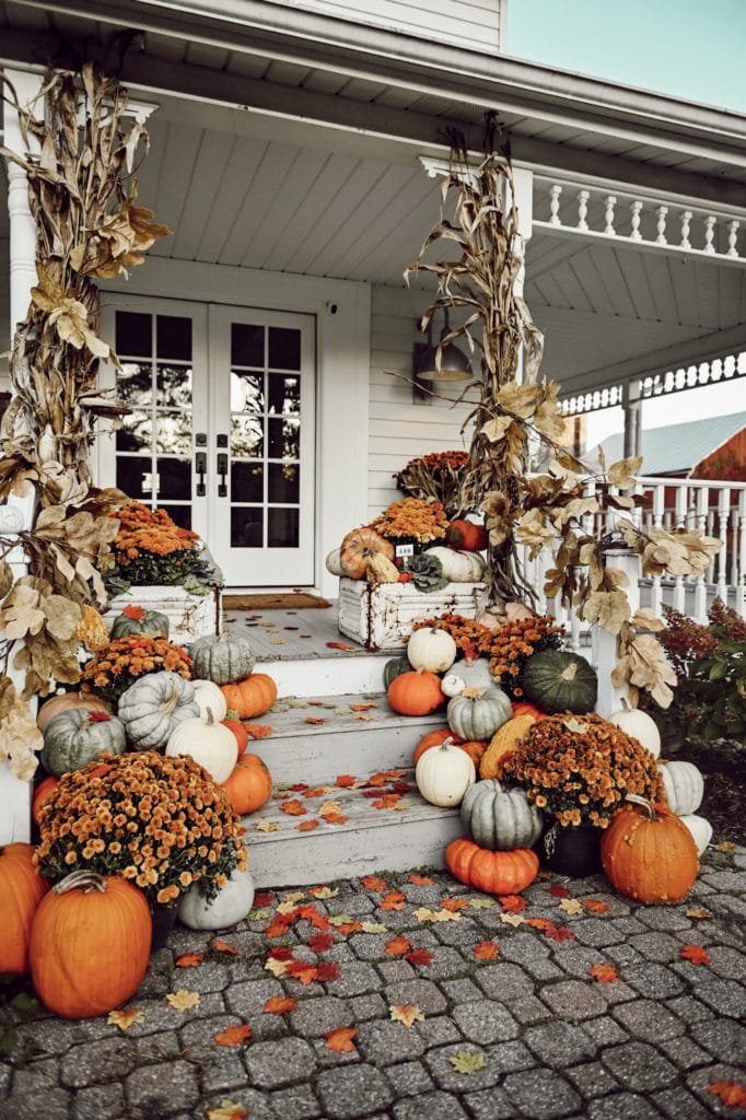 Rustic Fall Front Porch Decor Inspiration