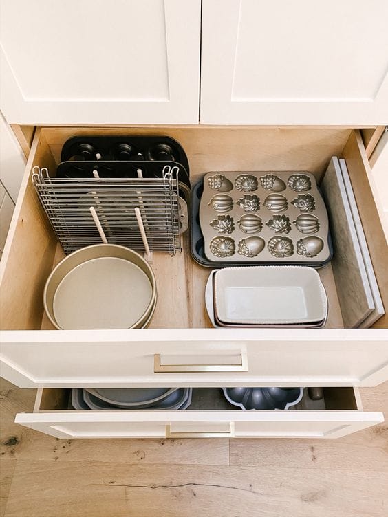 Kitchen drawer organization inspiration for pots and pans