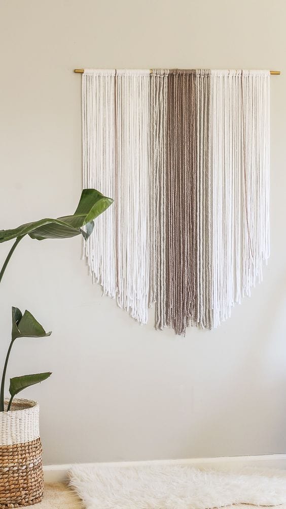 DIY Boho Yarn Wall Hanging