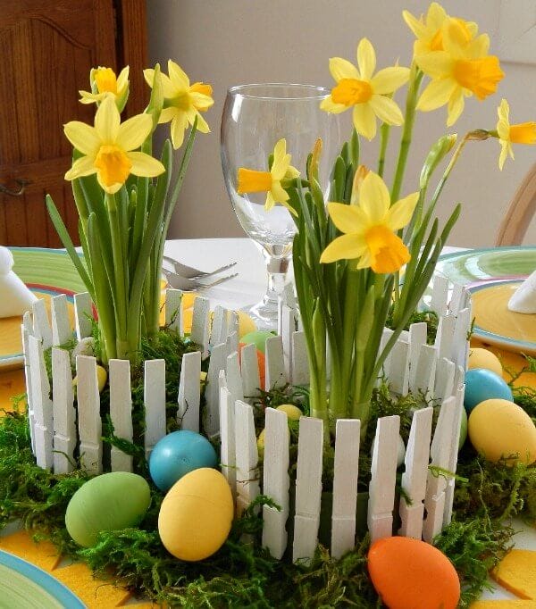 DIY Easy Easter Floral Centerpiece