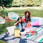 How to have the best backyard picnic ever!