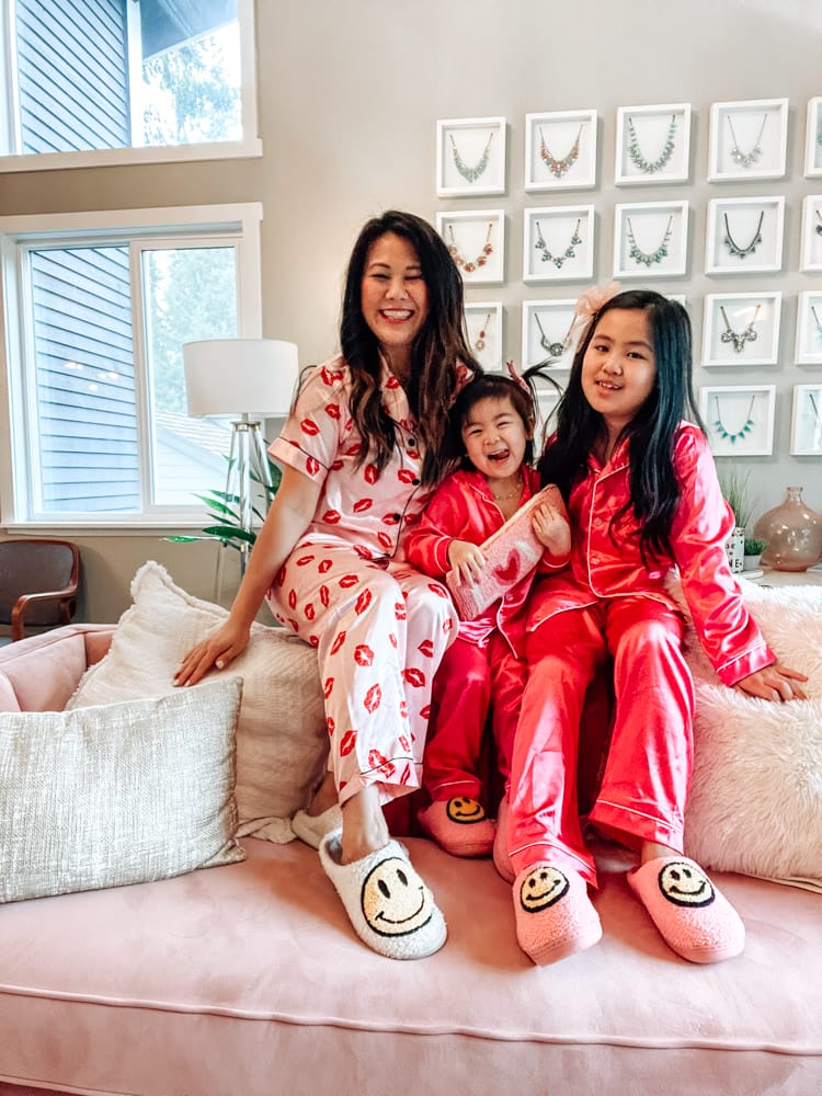 mommy and me matching valentine pajamas