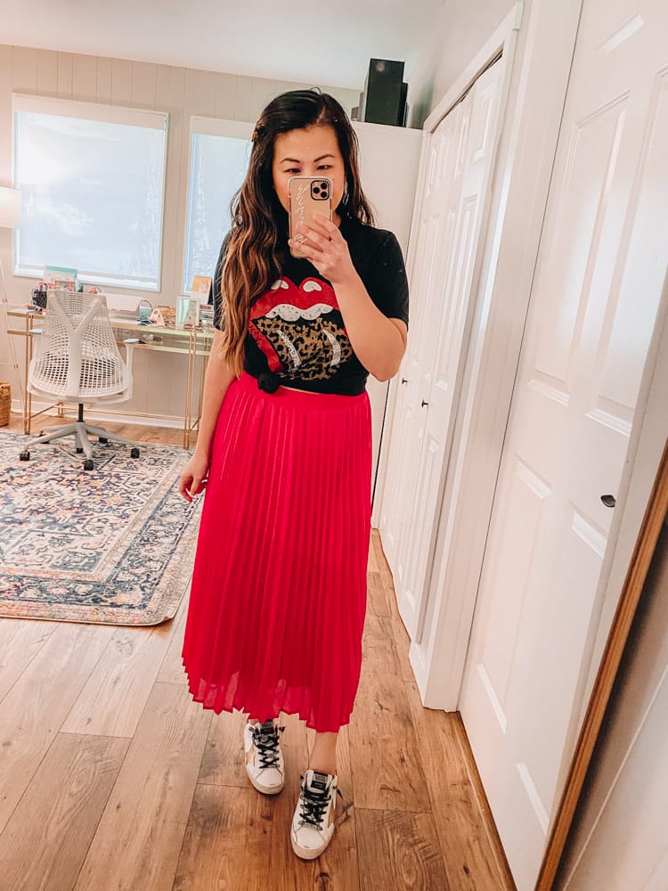 maxi skirt and sneakers outfit