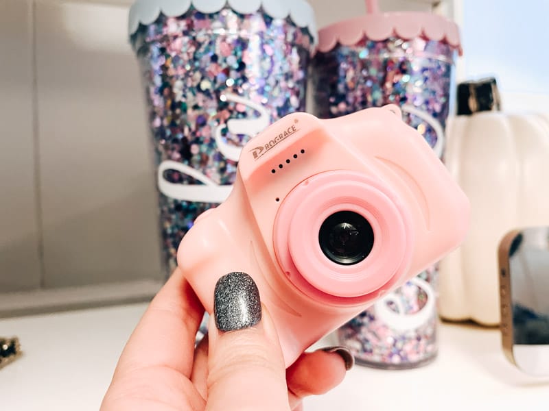 pink digital camera for kdis