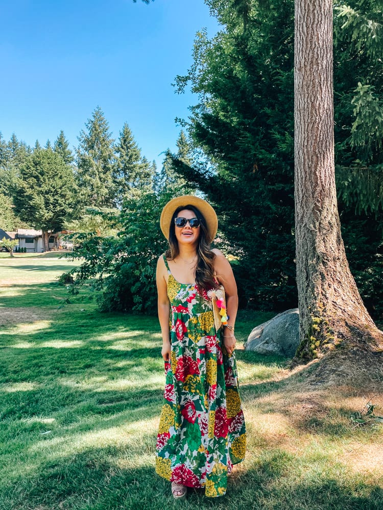 maxi dress summer outfit for women over 40